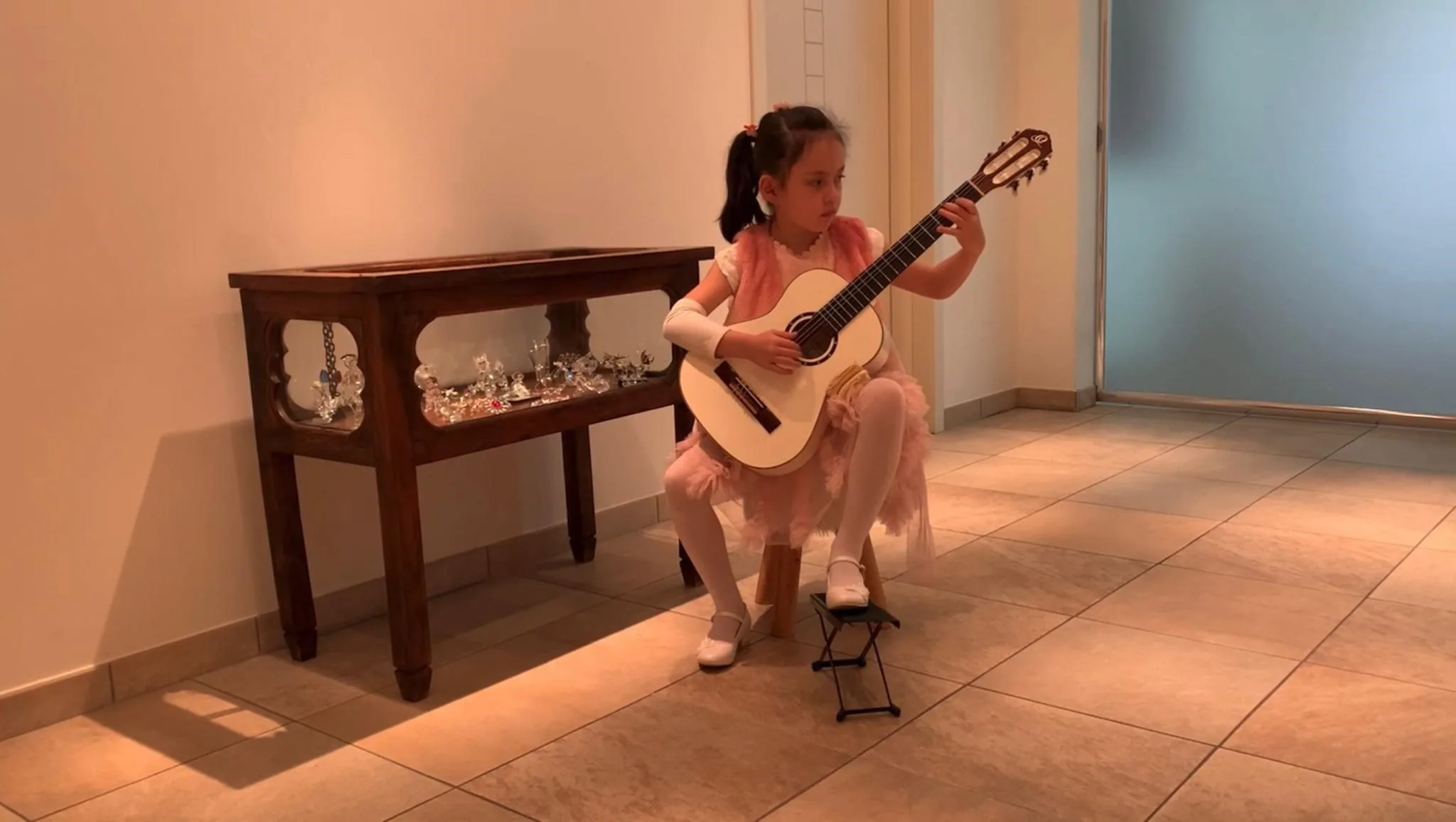 Mary Merlo, giovane chitarrista della Scuola di Musica, si aggiudica il Primo Premio
