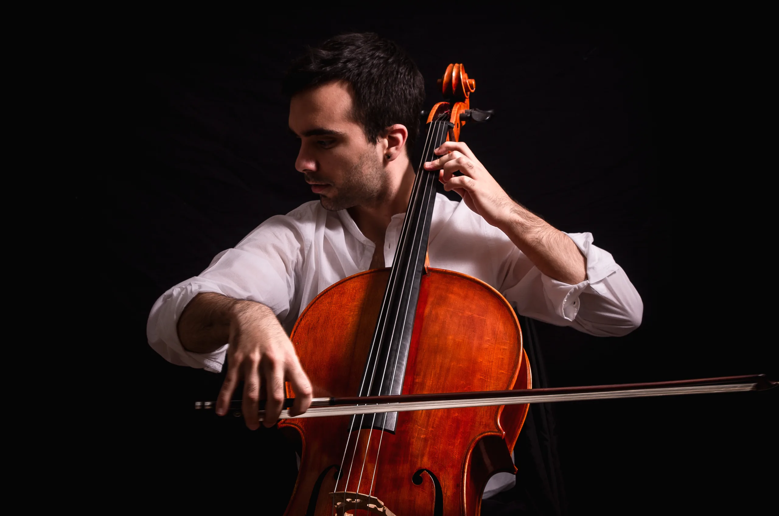 Giacomo Cardelli  vince il concorso di Primo Violoncello al Teatro La Fenice di Venezia